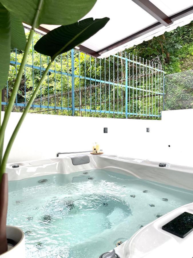 Qv Residence Langkawi - Jacuzzi, Bbq, & Steamboat กัวห์ ภายนอก รูปภาพ