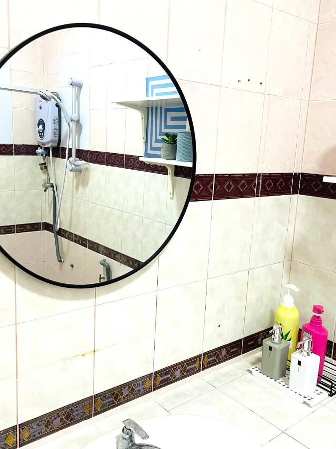 Qv Residence Langkawi - Jacuzzi, Bbq, & Steamboat กัวห์ ภายนอก รูปภาพ